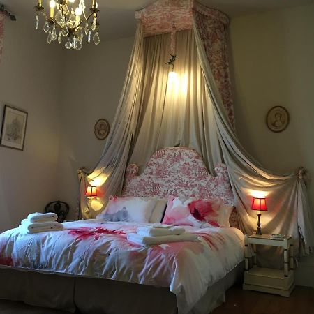 Cours De Thomazeau Bed and Breakfast Castillonnès Eksteriør billede