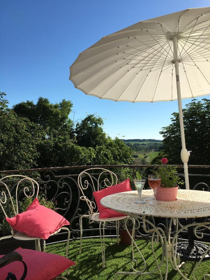 Cours De Thomazeau Bed and Breakfast Castillonnès Eksteriør billede